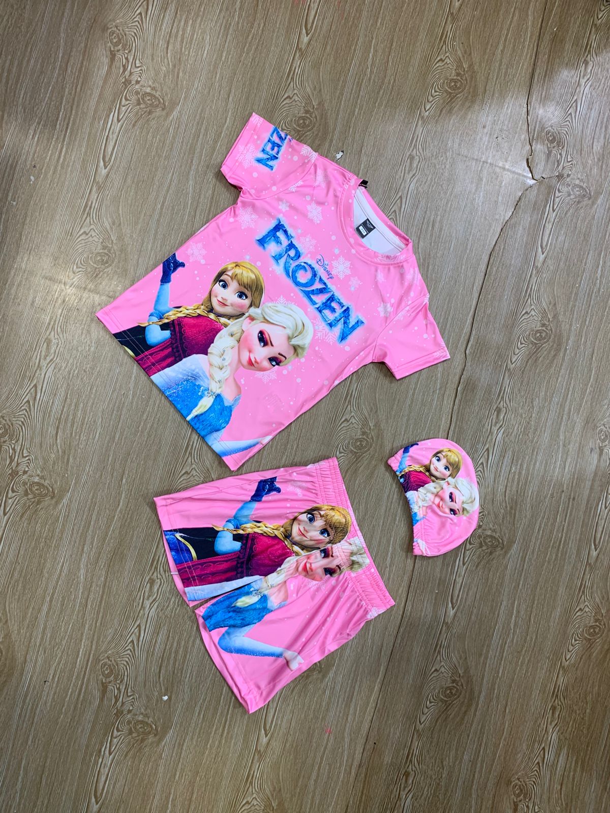 ELSA T-SHIRT+PANT+CAP SYNTHETIC SET